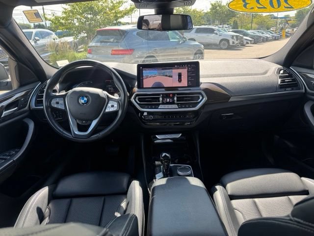 Used 2023 BMW X4 xDrive30i w/ Parking Assistance Package AWD/4WD image 39
