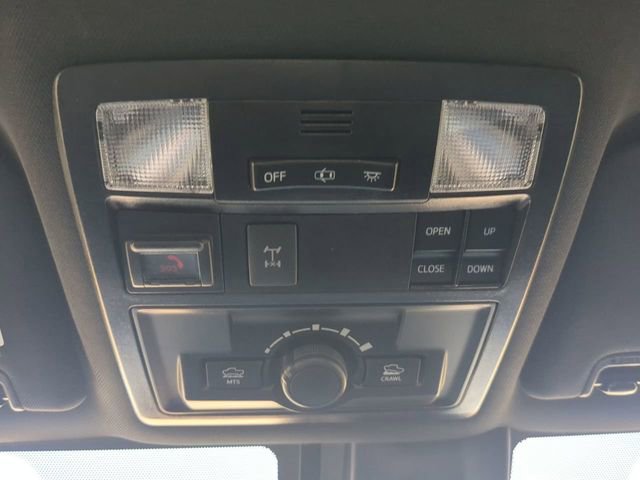 Used 2020 Toyota Tacoma TRD Off-Road w/ TRD Premium Off Road Package image 25