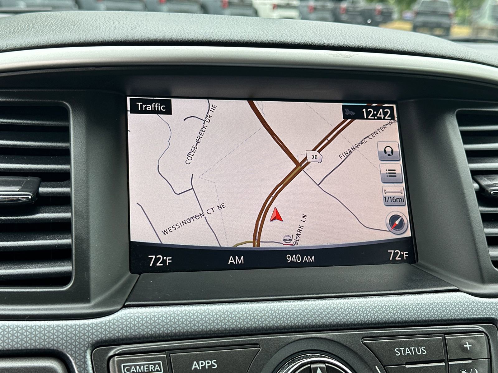 Used 2017 Nissan Pathfinder SL w/ SL Tech Package FWD image 26