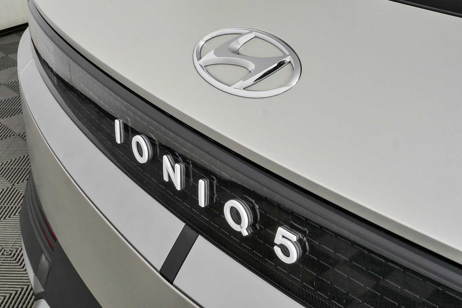 Used 2023 Hyundai Ioniq 5 SEL w/ Cargo Package RWD image 35