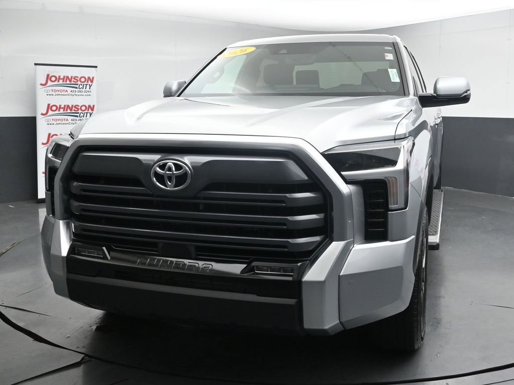 Used 2026 Toyota Tundra Limited AWD/4WD image 4