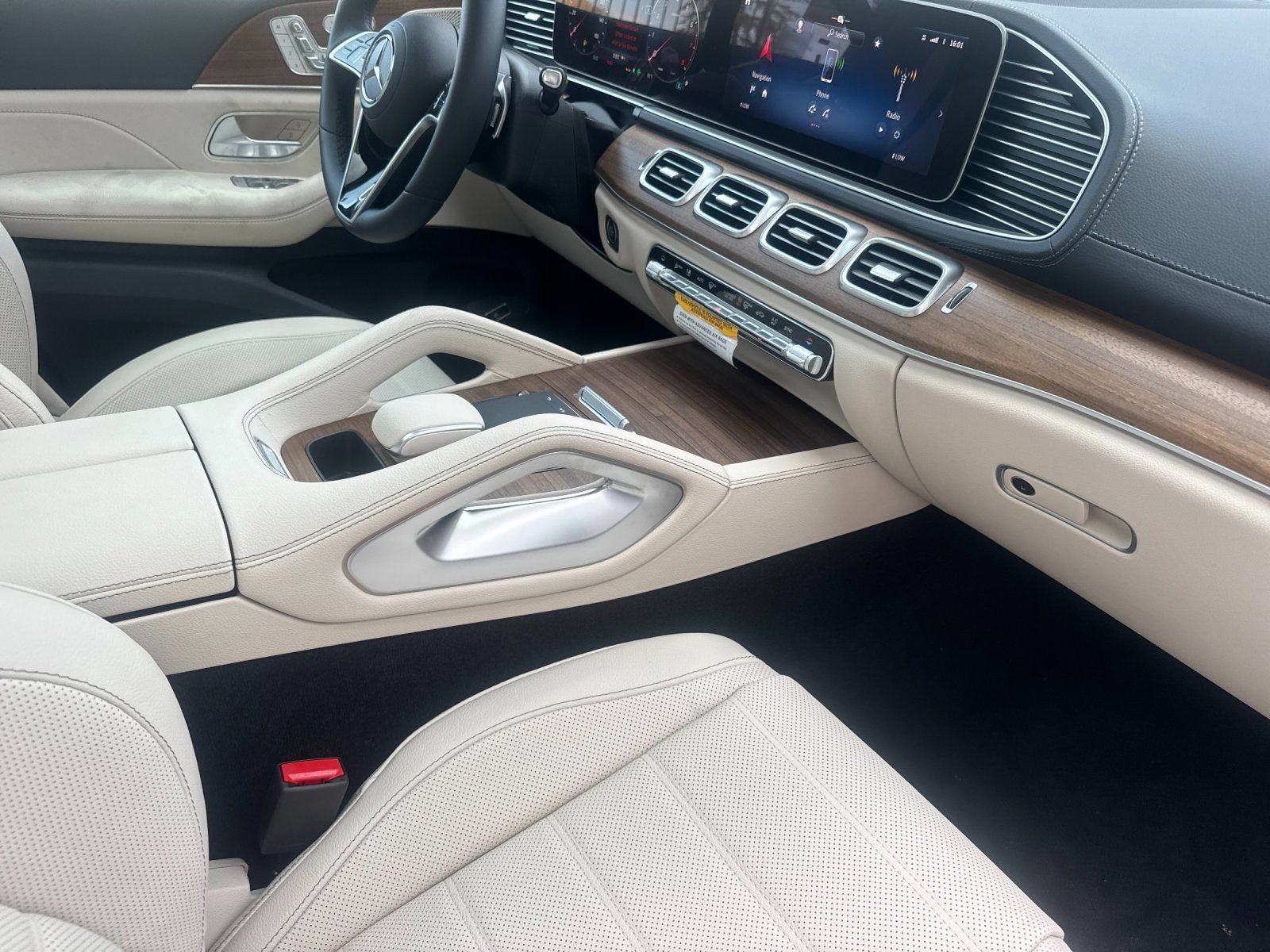 New 2026 Mercedes-Benz GLE 450 4MATIC Coupe image 15