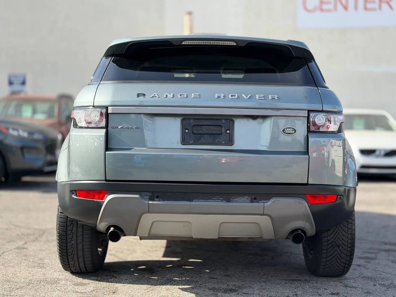 Used 2015 Land Rover Range Rover Evoque Pure image 13