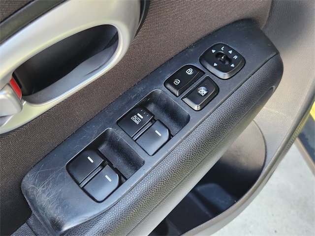 Used 2016 Kia Soul image 21