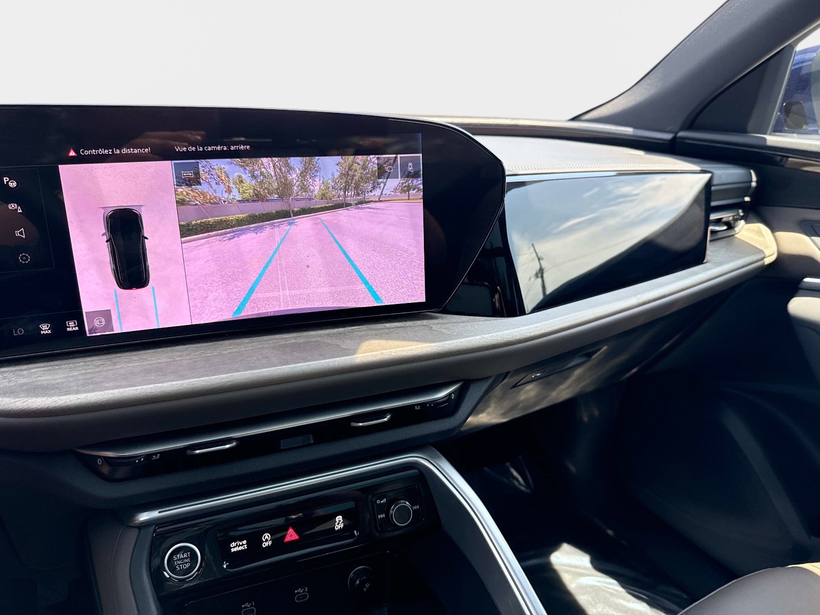 Used 2025 Audi Q5 Premium w/ Convenience Package AWD/4WD image 24