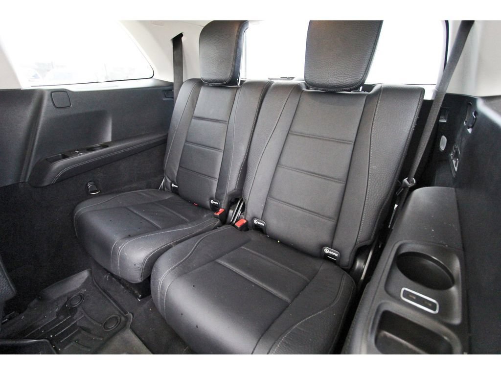 Used 2023 Mercedes-Benz GLS 450 4MATIC image 13