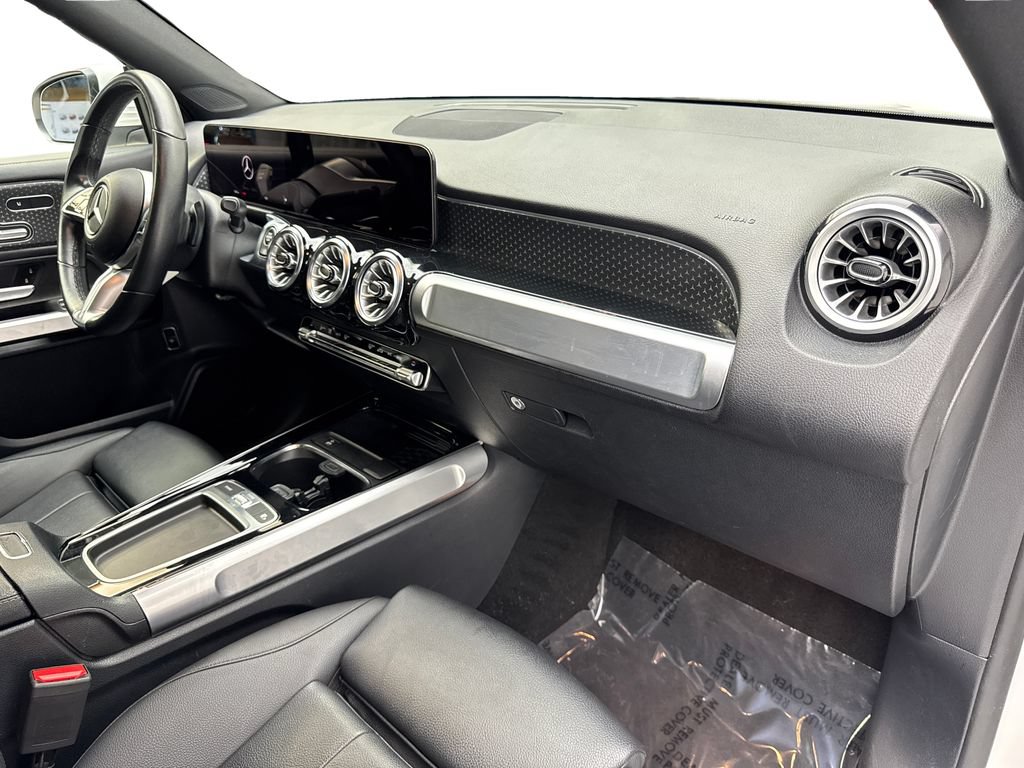 Used 2024 Mercedes-Benz GLB 250 image 49
