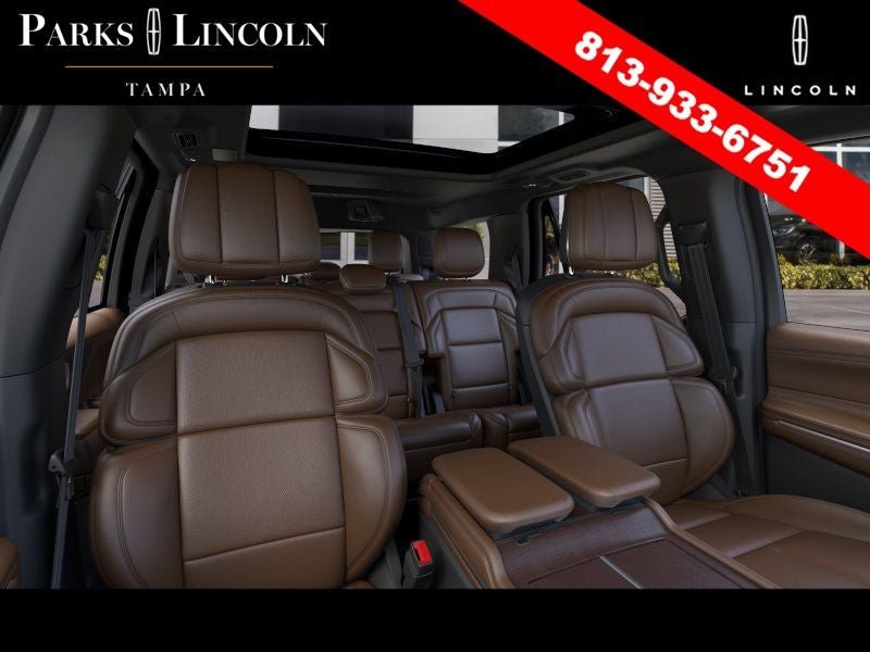 New 2026 Lincoln Navigator Reserve AWD/4WD image 10