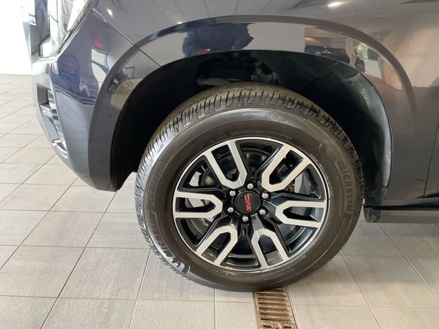Used 2024 GMC Yukon XL AT4 w/ AT4 Premium Plus Package image 8