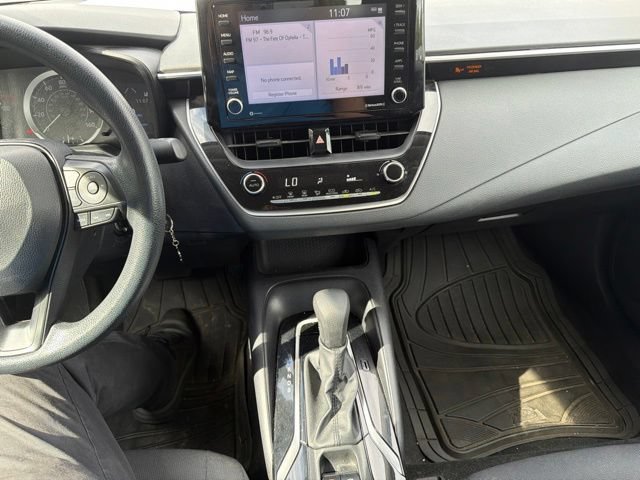 Used 2022 Toyota Corolla LE FWD image 19