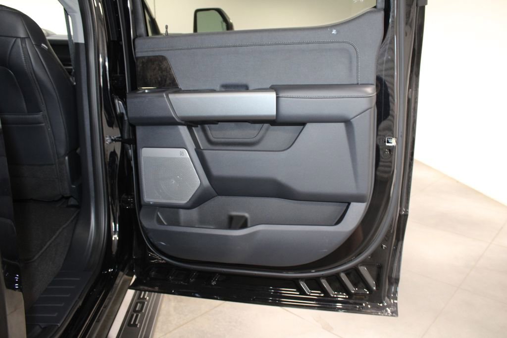 New 2025 Ford F250 Lariat w/ Lariat Ultimate Package image 33