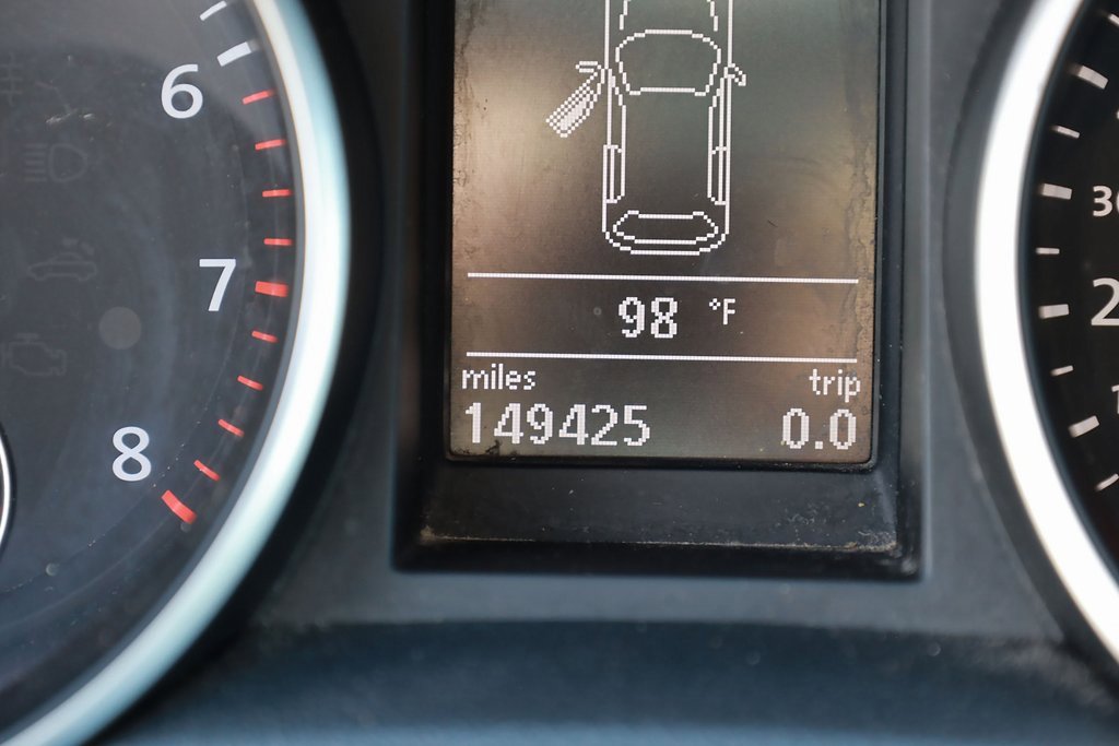 Used 2010 Volkswagen GTI 4-Door image 14