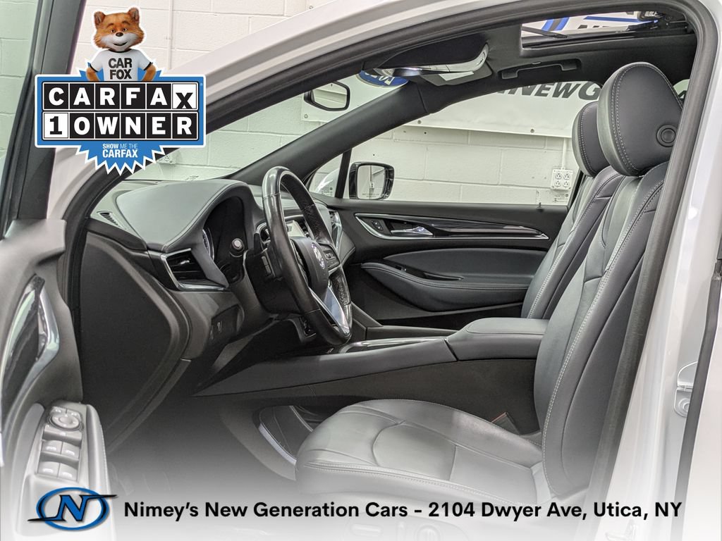 Used 2023 Buick Enclave Essence w/ Experience Buick Package AWD/4WD image 4