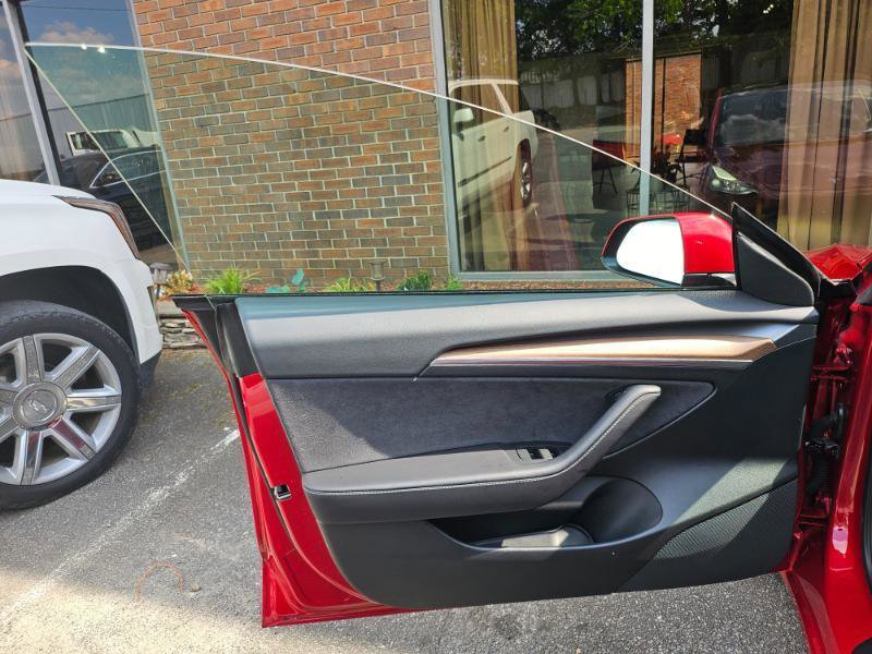 Used 2023 Tesla Model 3 Standard Range RWD image 29