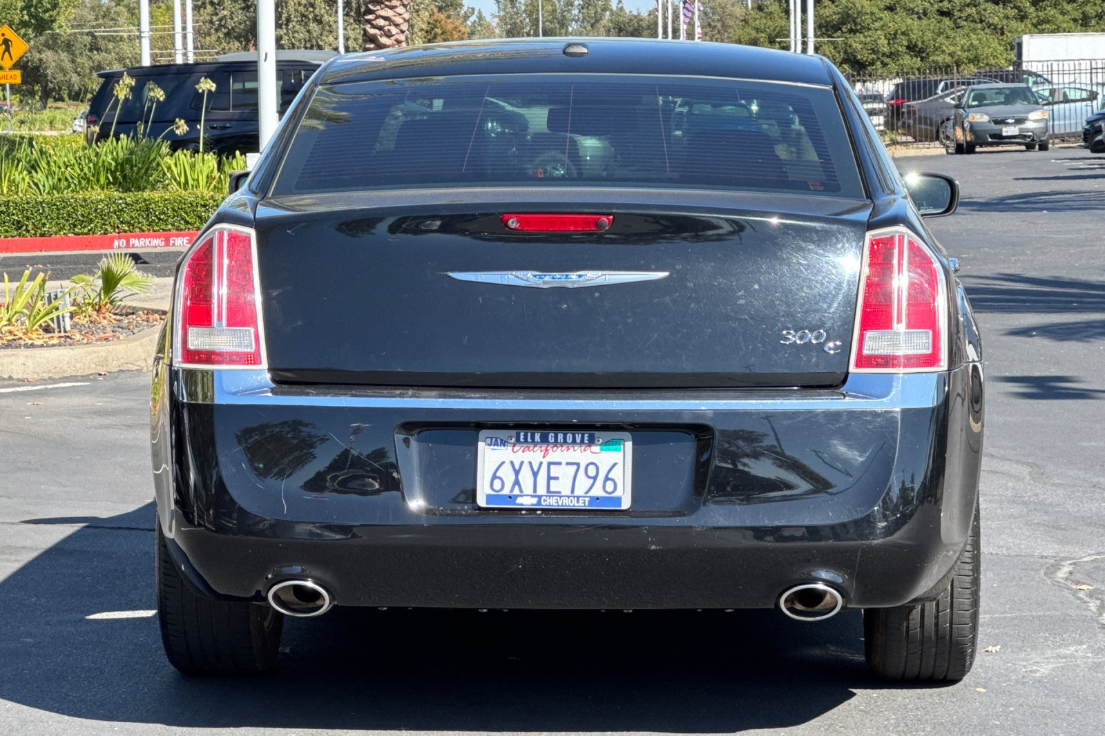Used 2013 Chrysler 300 C RWD image 4