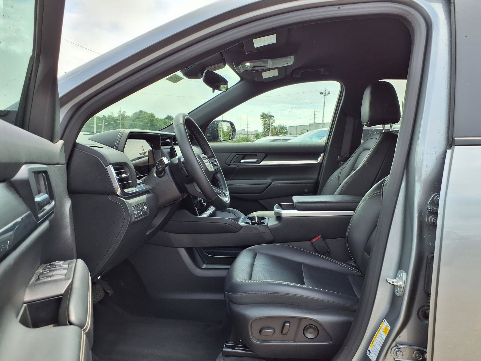 Used 2025 GMC Terrain Elevation w/ Elevation Premium Package AWD/4WD image 22