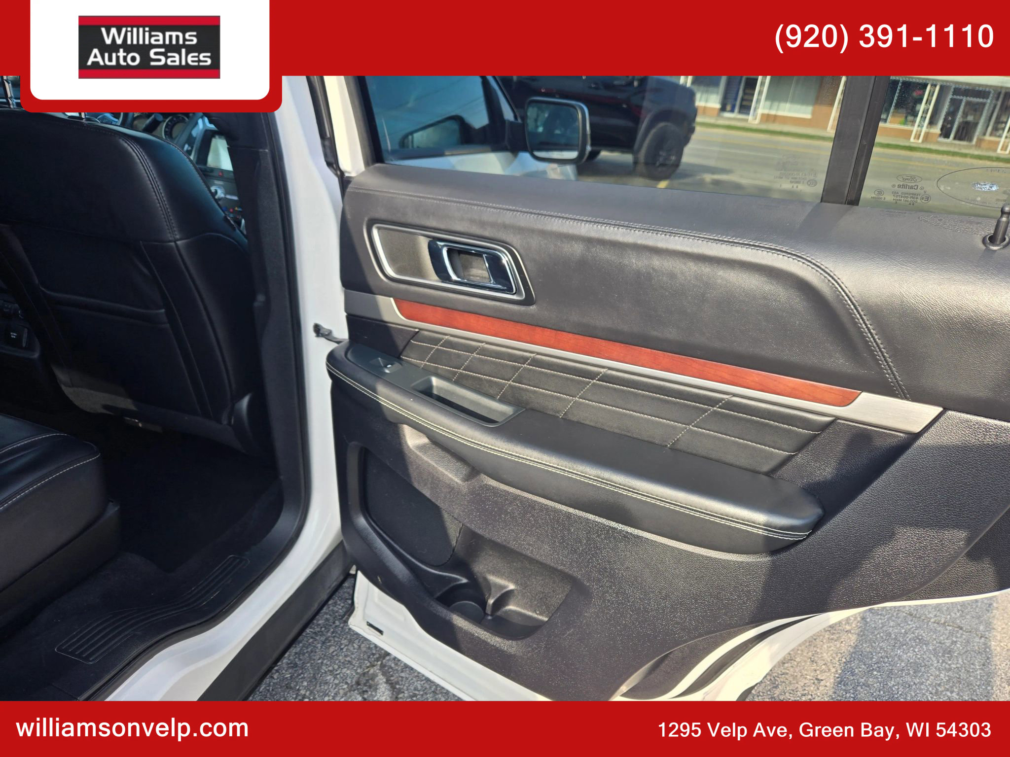 Used 2019 Ford Explorer Platinum image 20