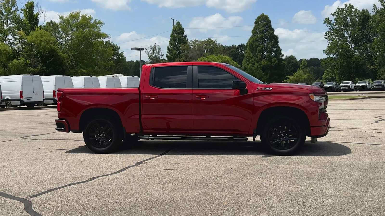 Certified 2025 Chevrolet Silverado 1500 RST AWD/4WD image 9