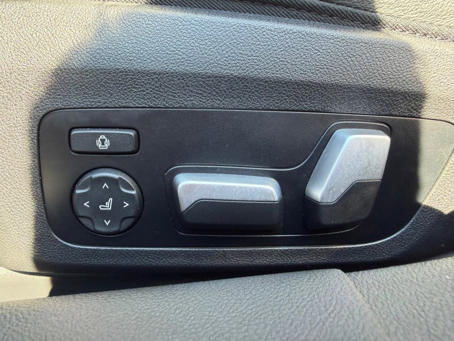 Used 2023 BMW i4 eDrive40 w/ M Sport Package image 24