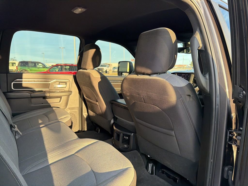 Used 2024 RAM 3500 Big Horn image 18