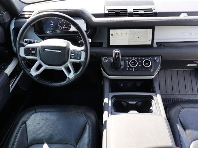 Used 2023 Land Rover Defender 90 X-Dynamic SE AWD/4WD image 22