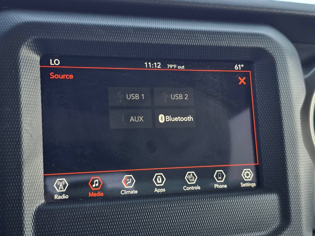 Used 2023 Jeep Gladiator Sport AWD/4WD image 3