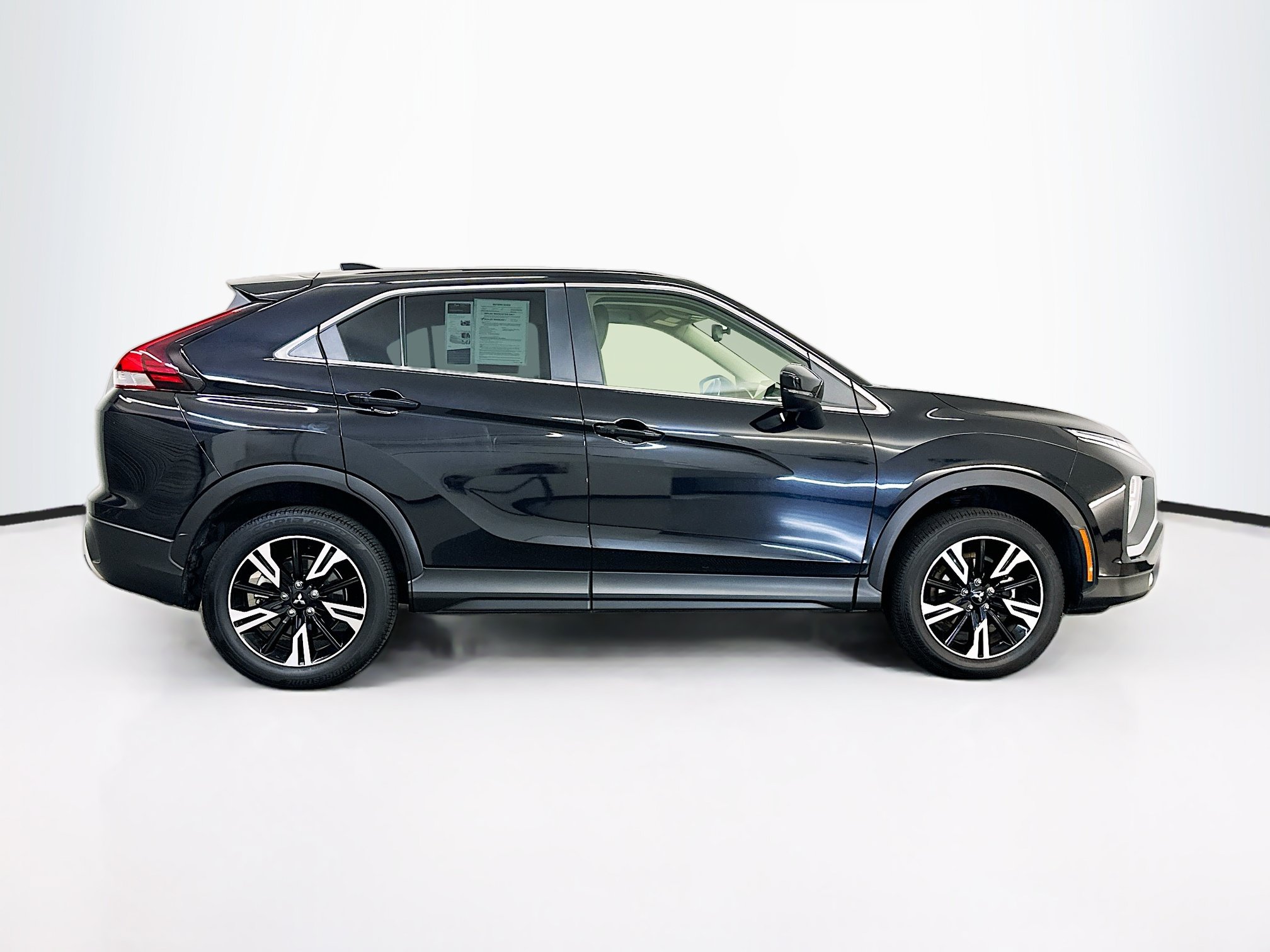 Used 2025 Mitsubishi Eclipse Cross SE AWD/4WD image 10