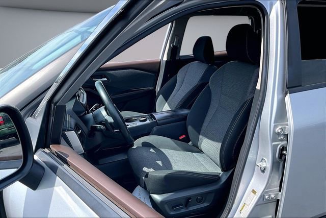 Certified 2023 Nissan Rogue SV image 21