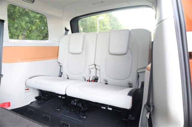 New 2025 Volkswagen ID. Buzz Pro S Plus image 25