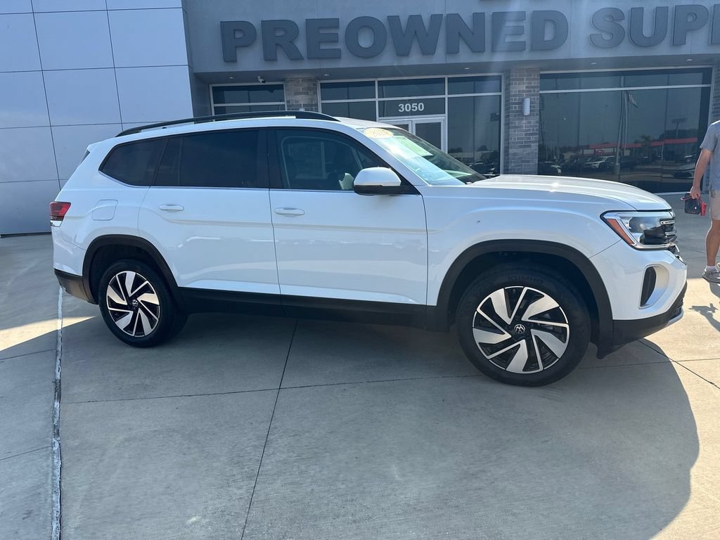 Used 2024 Volkswagen Atlas SE FWD image 4