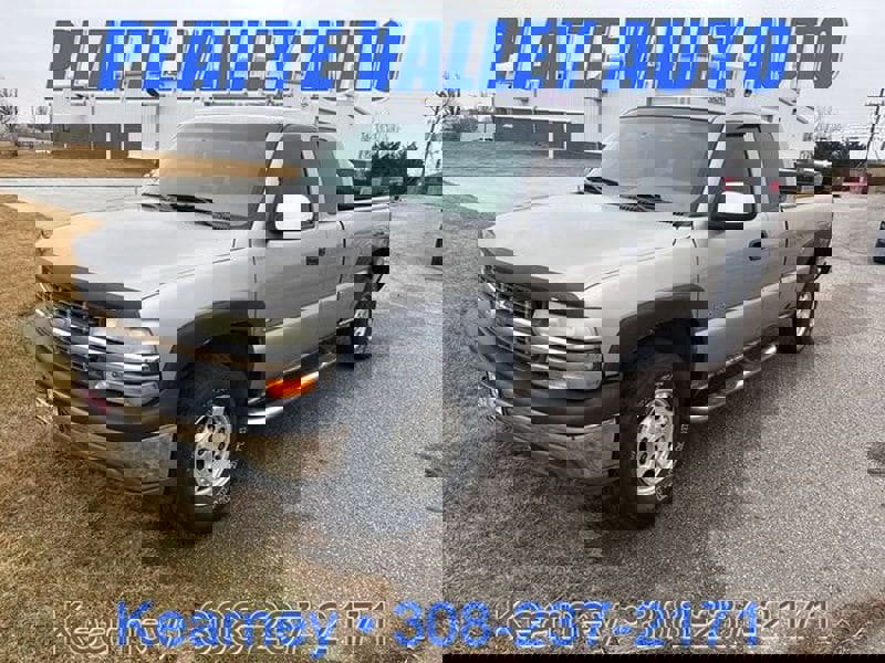 Used 2001 Chevrolet Silverado 1500 LS w/ Off-Road Chassis Pkg AWD/4WD image 1