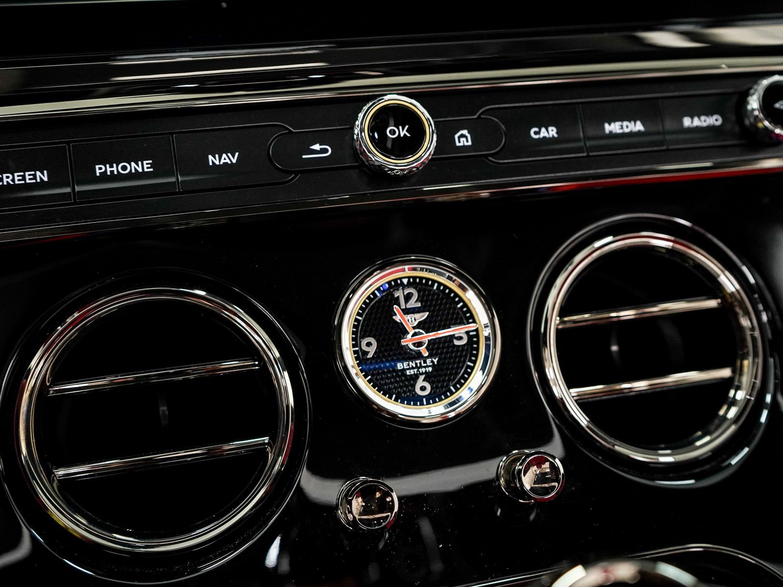 New 2025 Bentley Continental GT Speed image 39