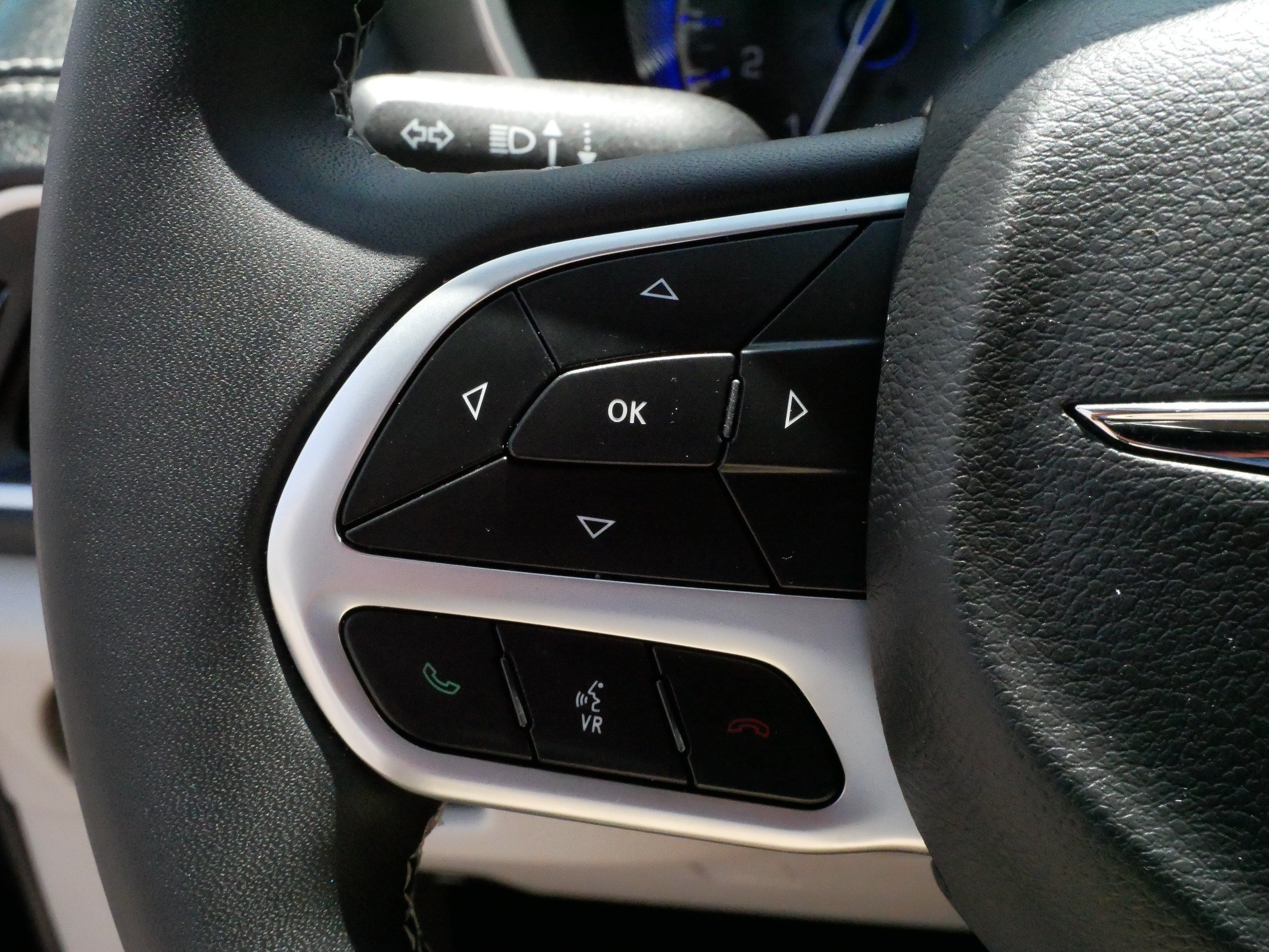 Used 2023 Chrysler Pacifica Touring-L AWD/4WD image 26