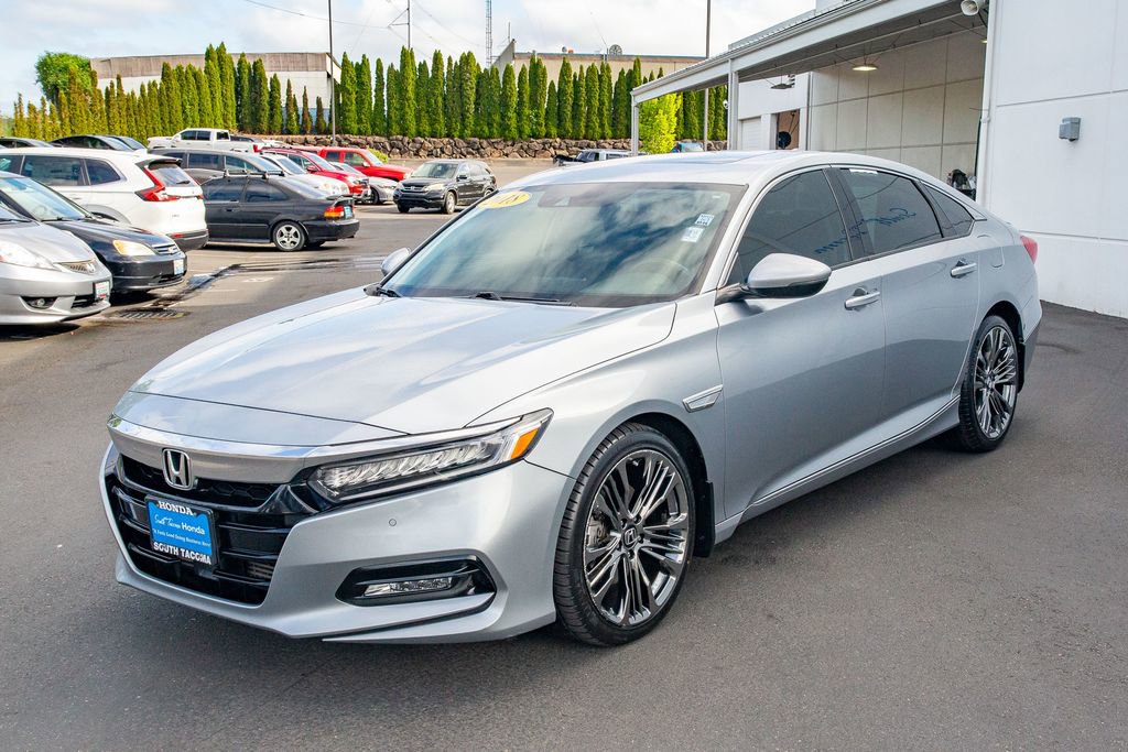 Used 2018 Honda Accord Touring image 6