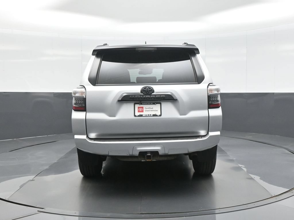 Certified 2020 Toyota 4Runner Venture w/ Moonroof Package AWD/4WD image 6