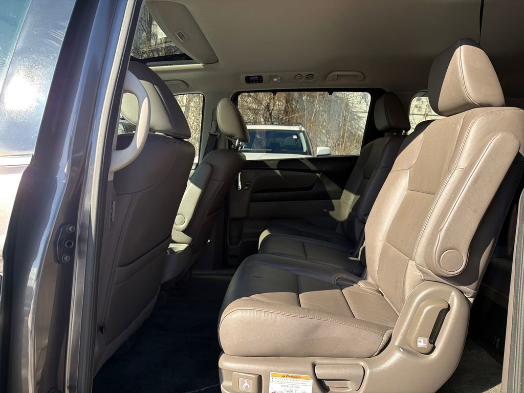 Used 2016 Honda Odyssey EX-L image 16