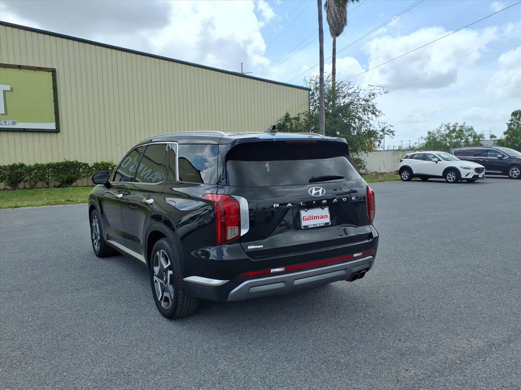 Used 2023 Hyundai Palisade Limited FWD image 6