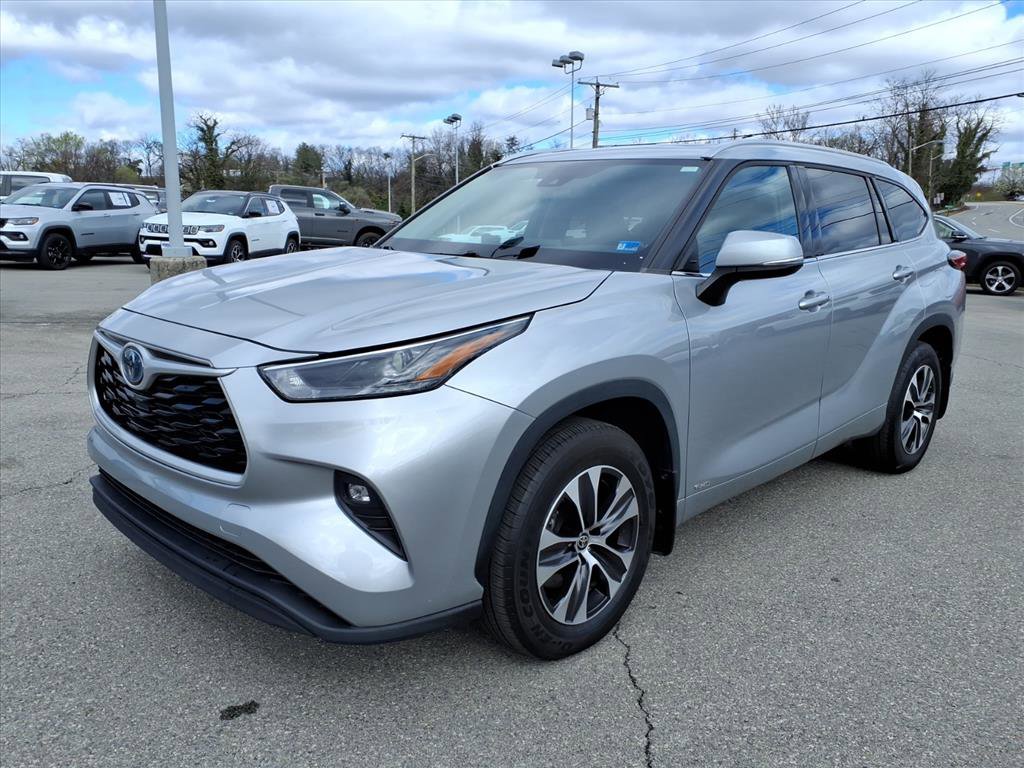 Used 2022 Toyota Highlander XLE image 8