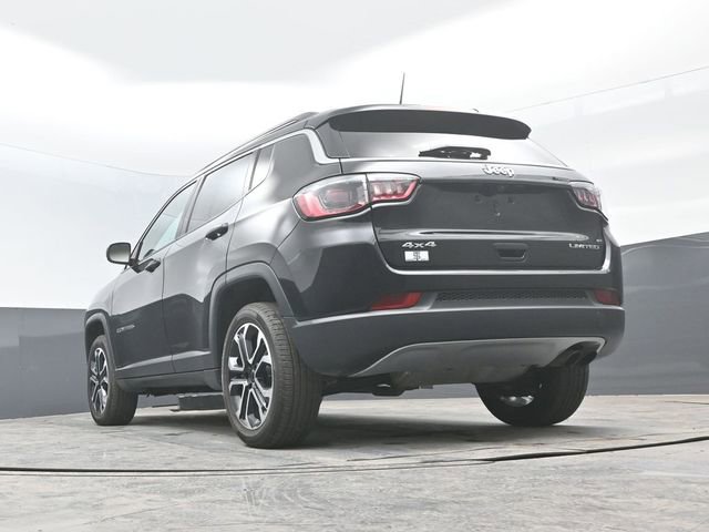 Used 2022 Jeep Compass Limited w/ Sun and Sound Group image 22