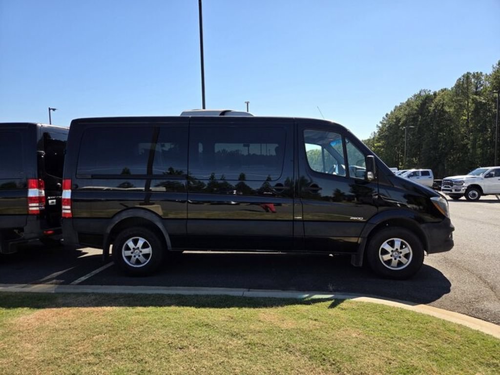 Used 2016 Mercedes-Benz Sprinter 2500 image 4