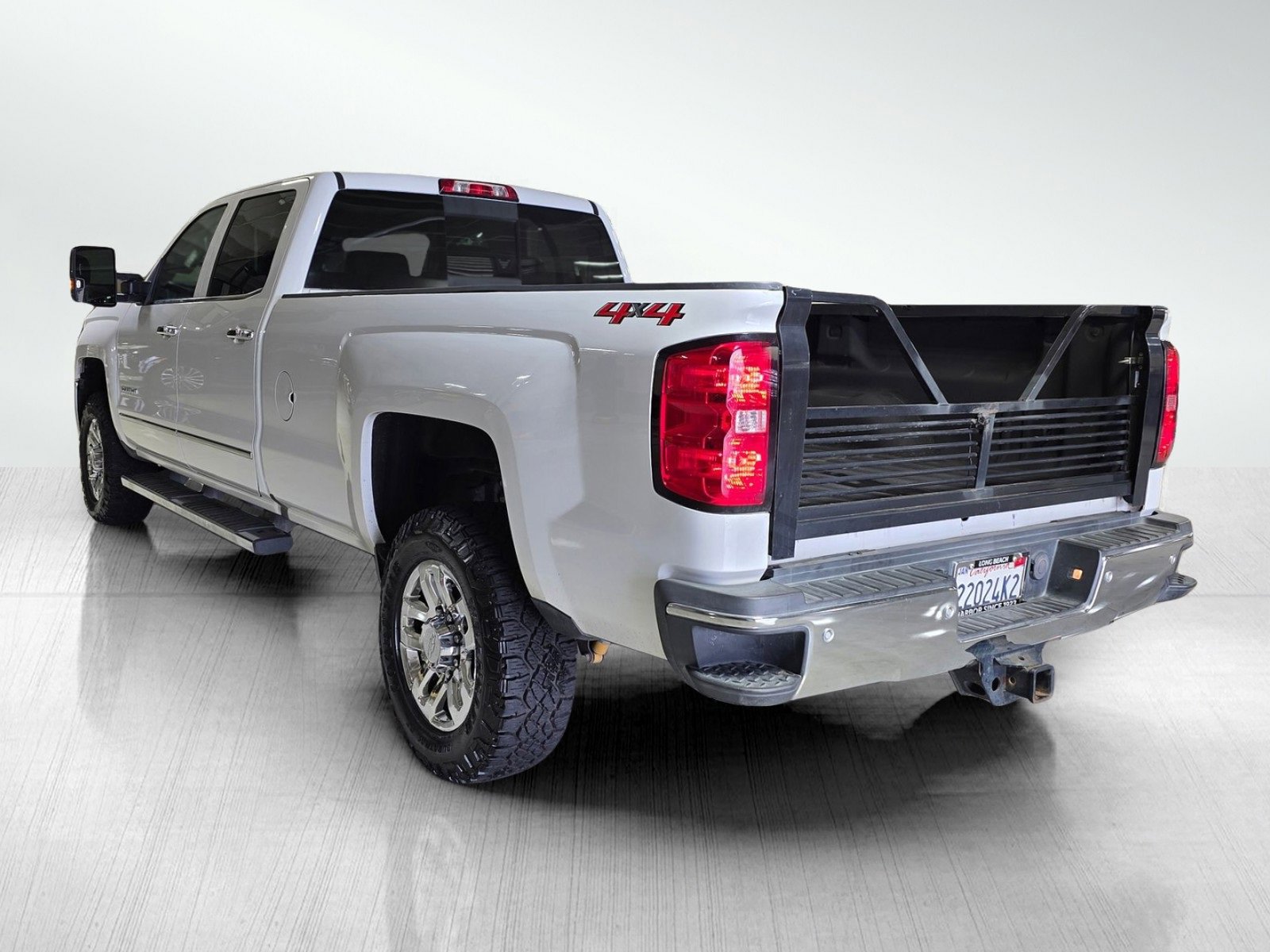 Used 2018 Chevrolet Silverado 3500 LTZ w/ Duramax Plus Package image 5