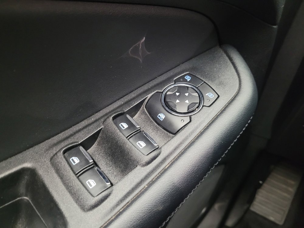 Used 2024 Ford Edge SEL image 27