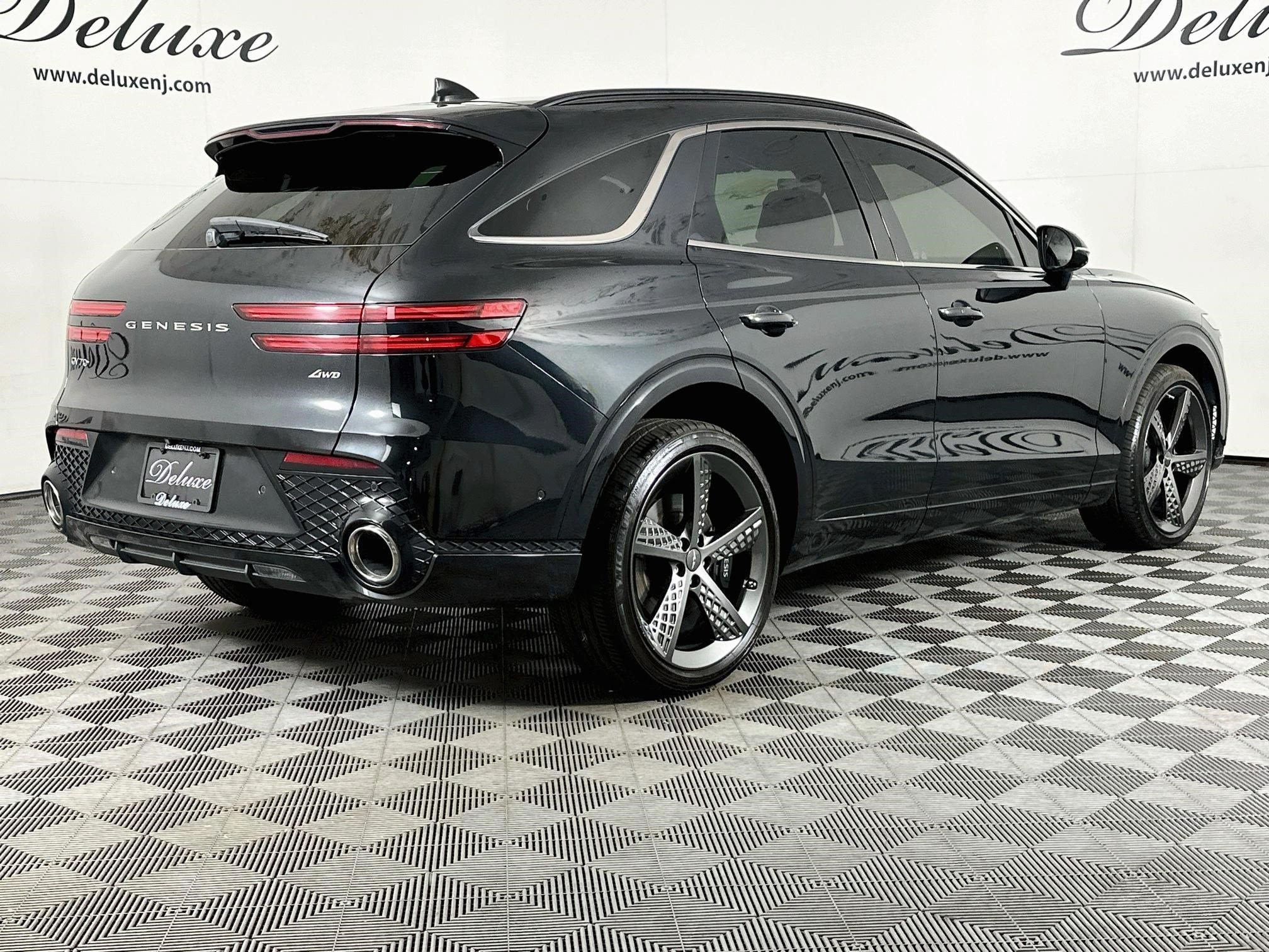 Used 2025 Genesis GV70 2.5T w/ Sport Prestige Package AWD/4WD image 6