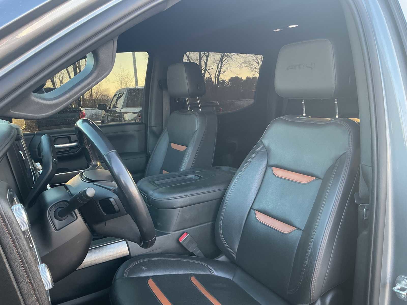 Used 2021 GMC Sierra 1500 AT4 w/ AT4 Premium Package image 21