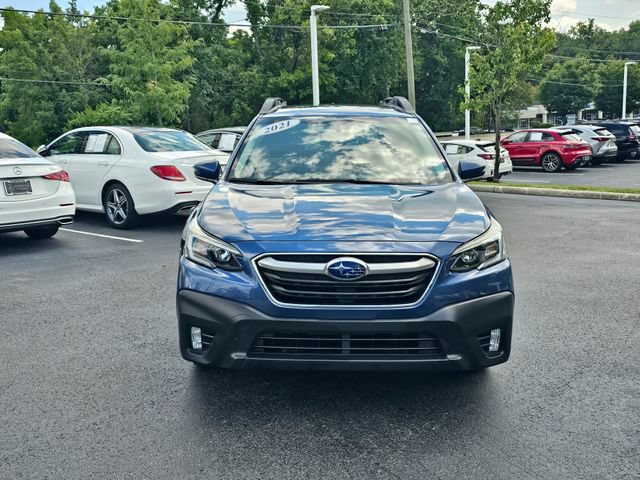 Used 2021 Subaru Outback Premium AWD/4WD image 3