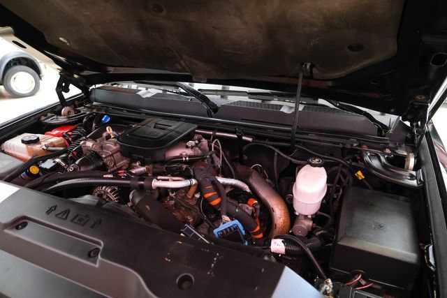 Used 2011 Chevrolet Silverado 2500 LTZ w/ LTZ Plus Package AWD/4WD image 39