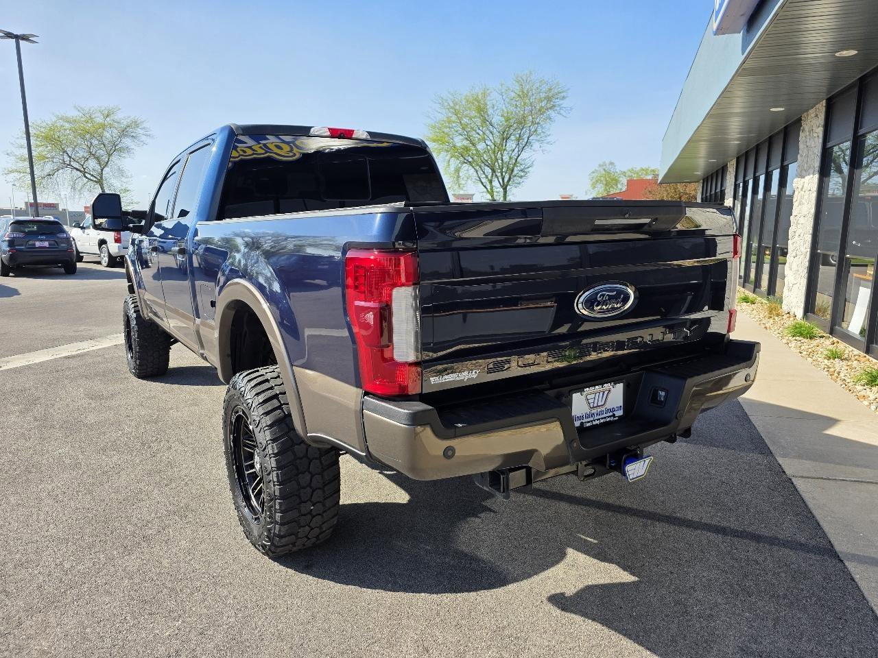 Used 2017 Ford F250 King Ranch w/ King Ranch Ultimate Package AWD/4WD image 9