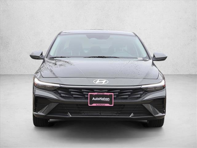New 2026 Hyundai Elantra SE image 2