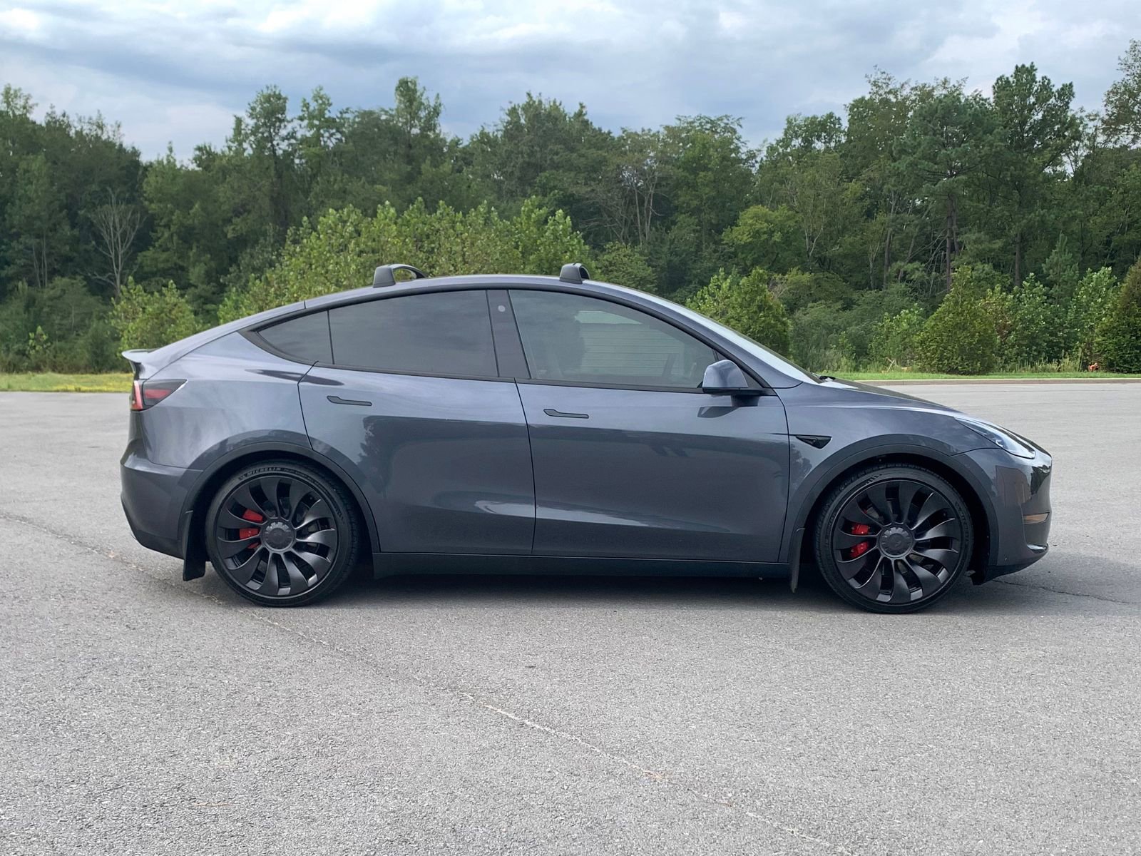 Used 2022 Tesla Model Y Performance image 8