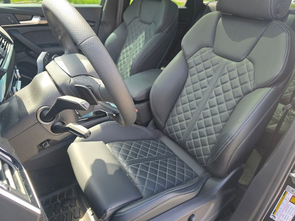 Used 2025 Audi SQ5 Premium Plus w/ Premium Plus Package AWD/4WD image 24